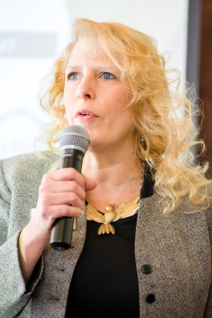 speaker, teaching, training-1596210.jpg